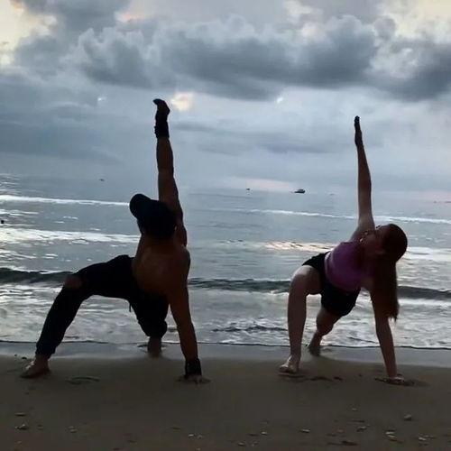 国产猛男猛女免费视频,免费视频带你领略热血激情